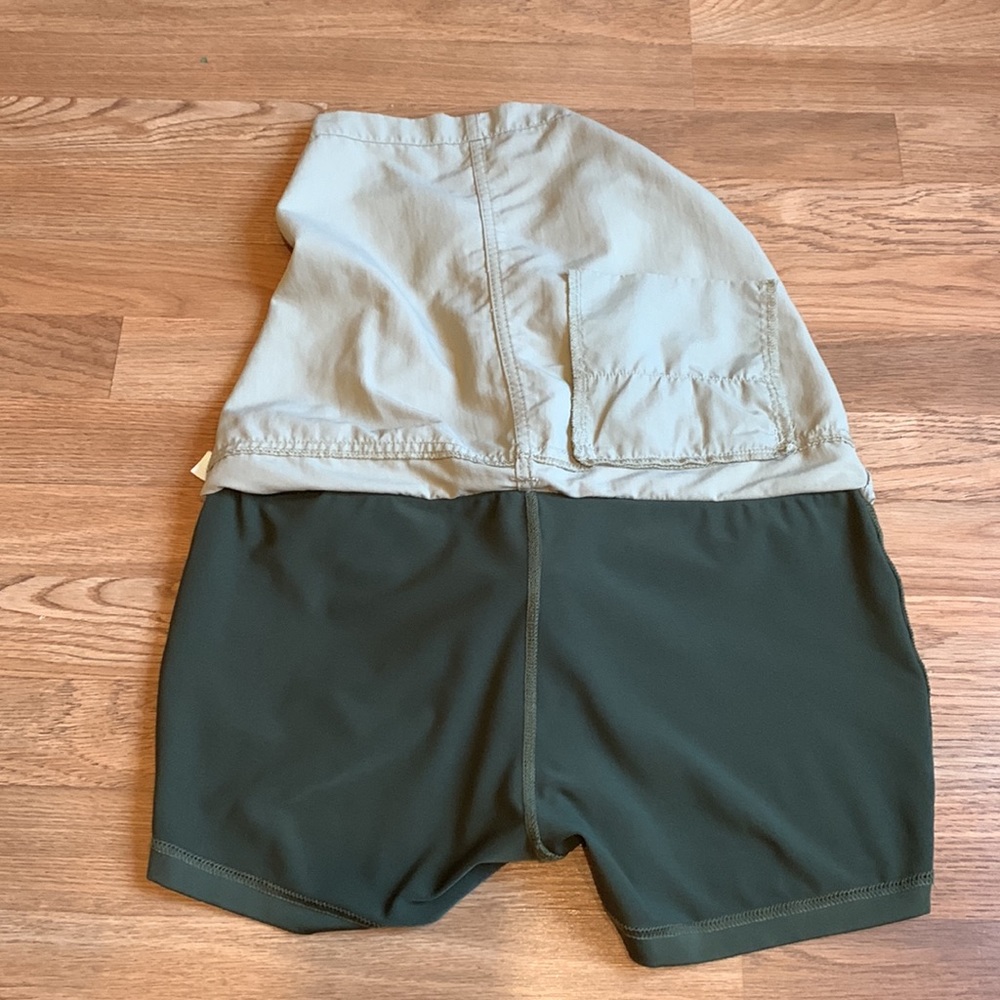 Merrell tan skirt/green shorts underneath mini skirt activewear skorts Size 8. - Picture 3 of 13